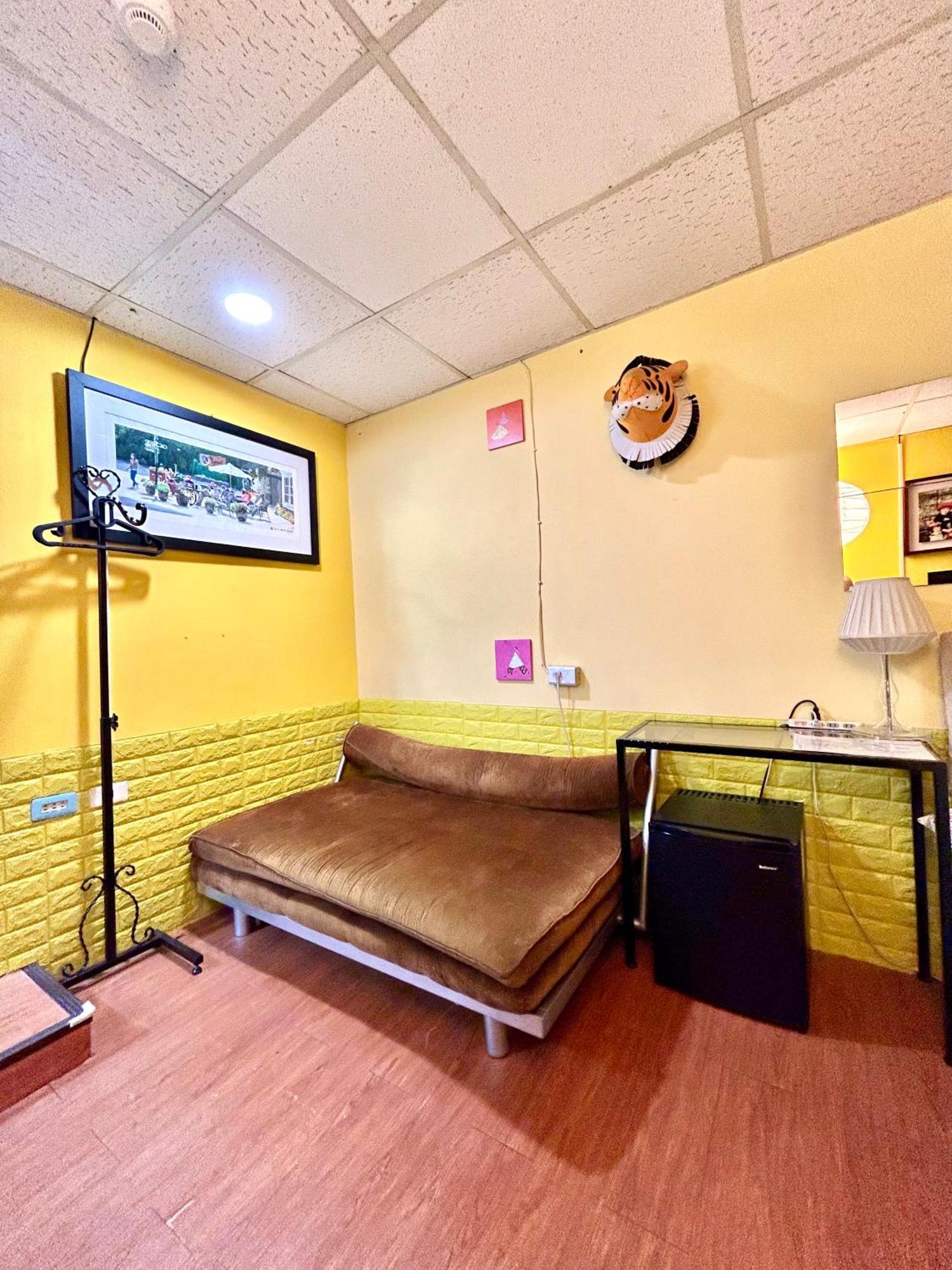 Taipei Triple Tiger Inn Екстериор снимка