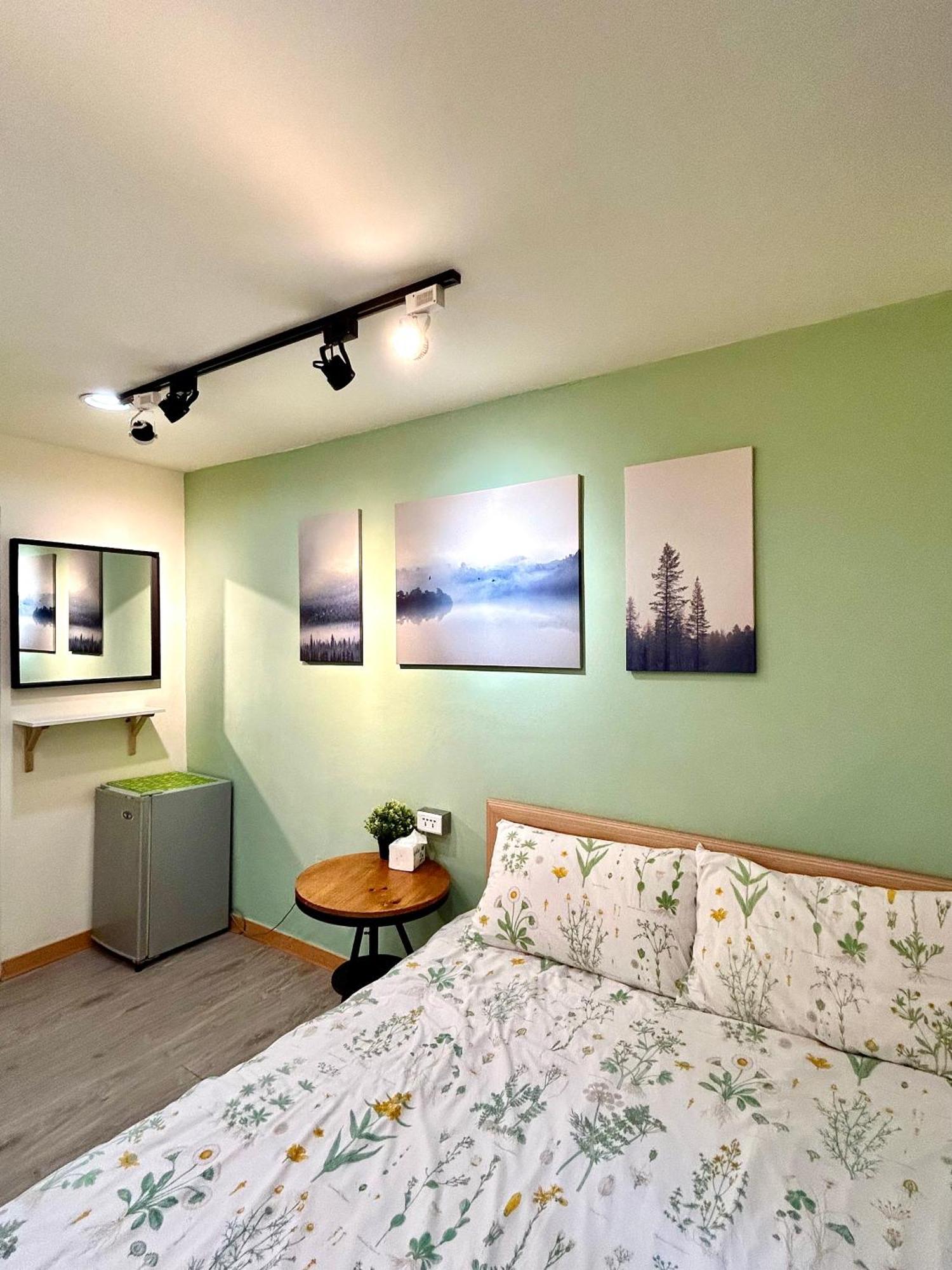 Taipei Triple Tiger Inn Екстериор снимка