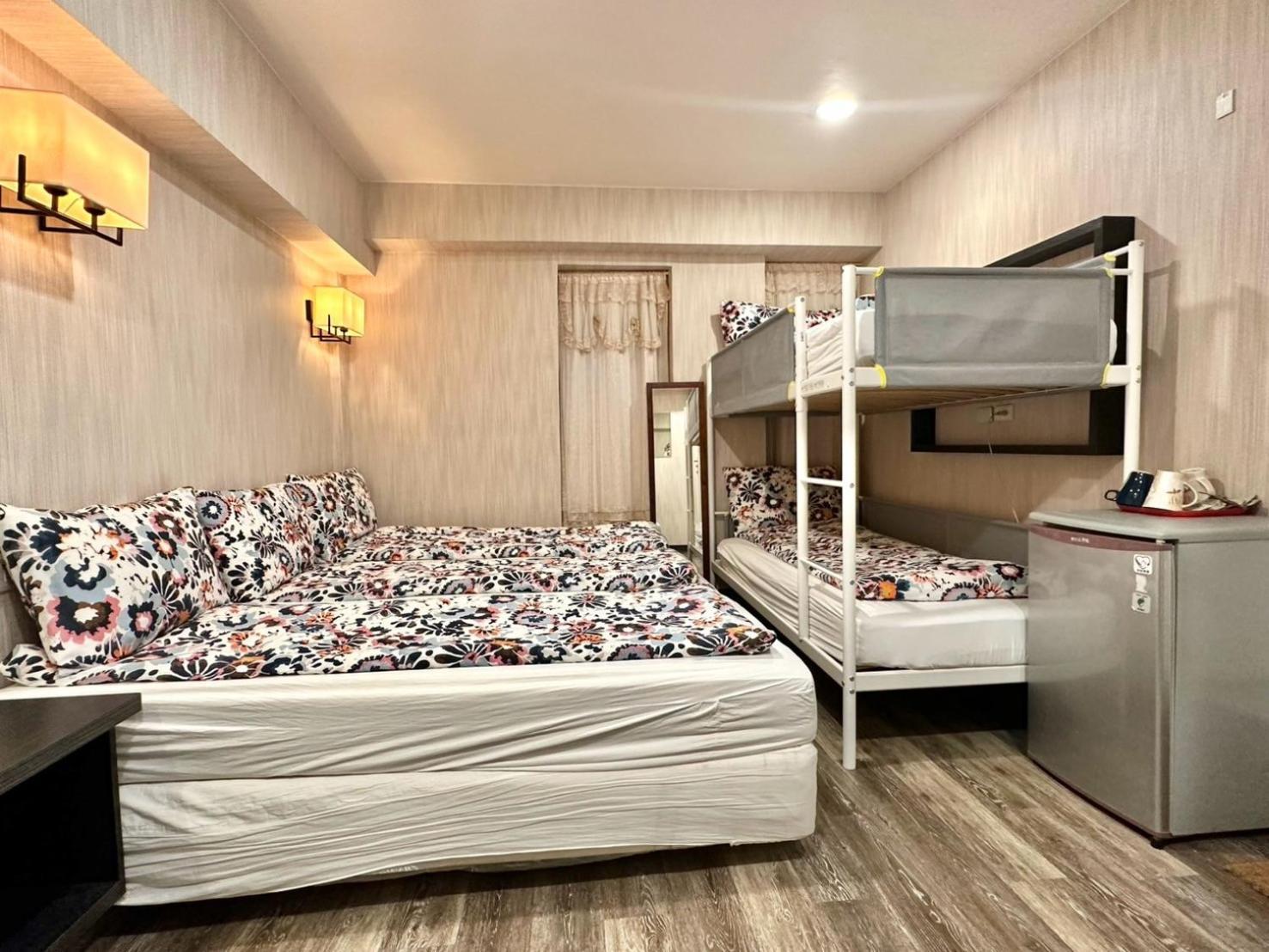 Taipei Triple Tiger Inn Екстериор снимка